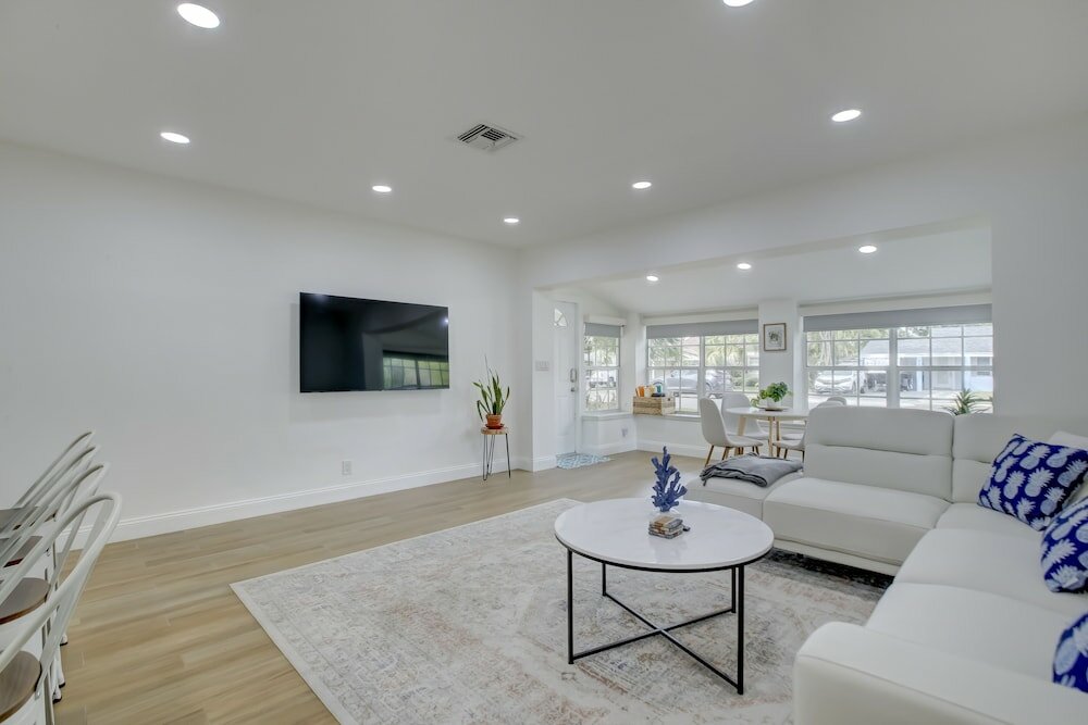 Фото Madrina's Cozy 3br-1ba Spacious Backyard