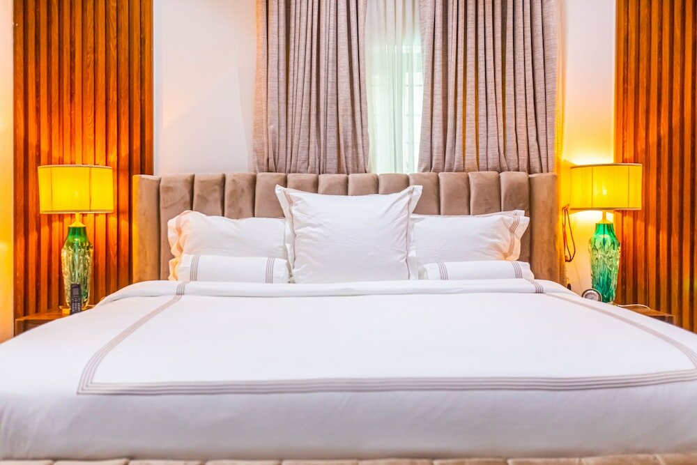 Фото Isglo Hotels Ikoyi