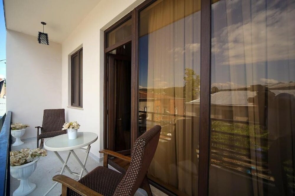 Фото Hotel Balcony Kutaisi