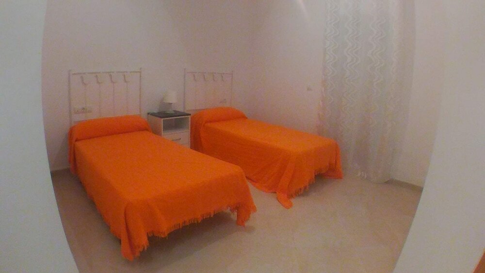 Фото Apartamentos Turisticos Zahazar