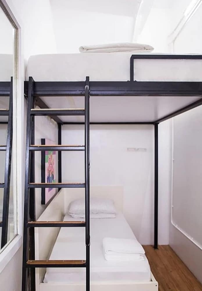 Фото K Hotel Aliwal - Hostel