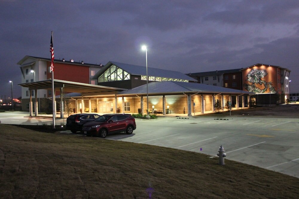 Фото Homewood Suites by Hilton TechRidge Parmer @ I-35