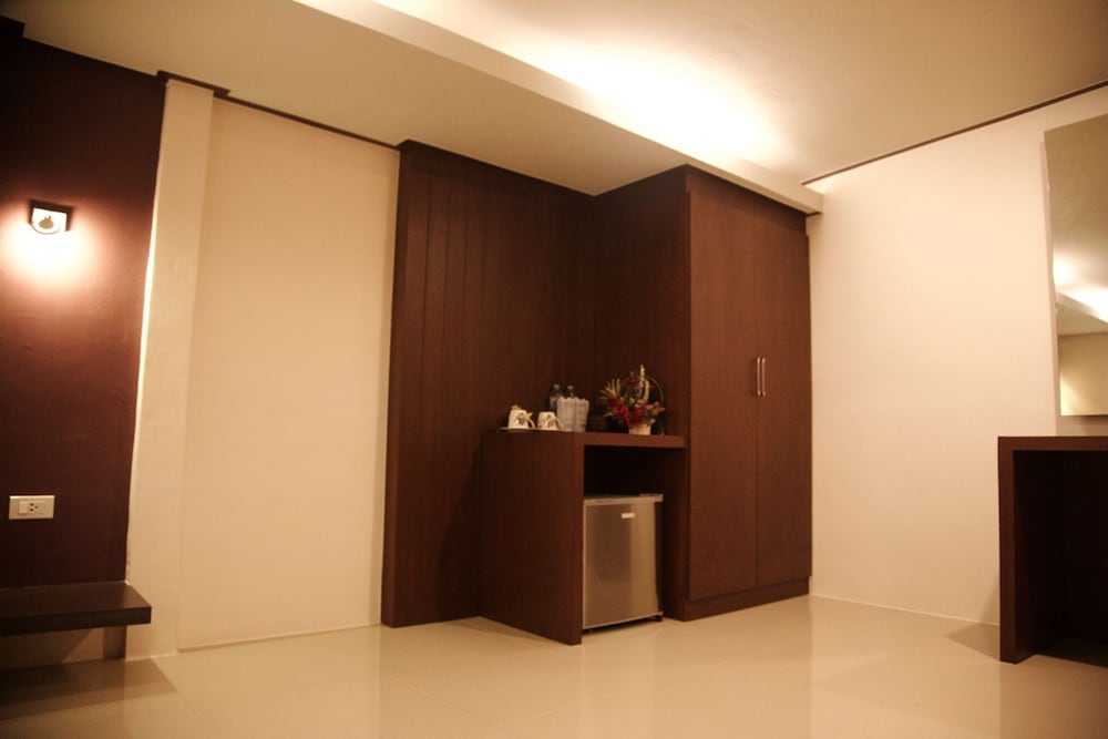 Фото Poohbar Resort & Lotusdive