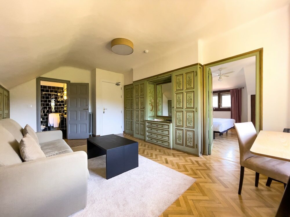 Фото Angelats Hotel