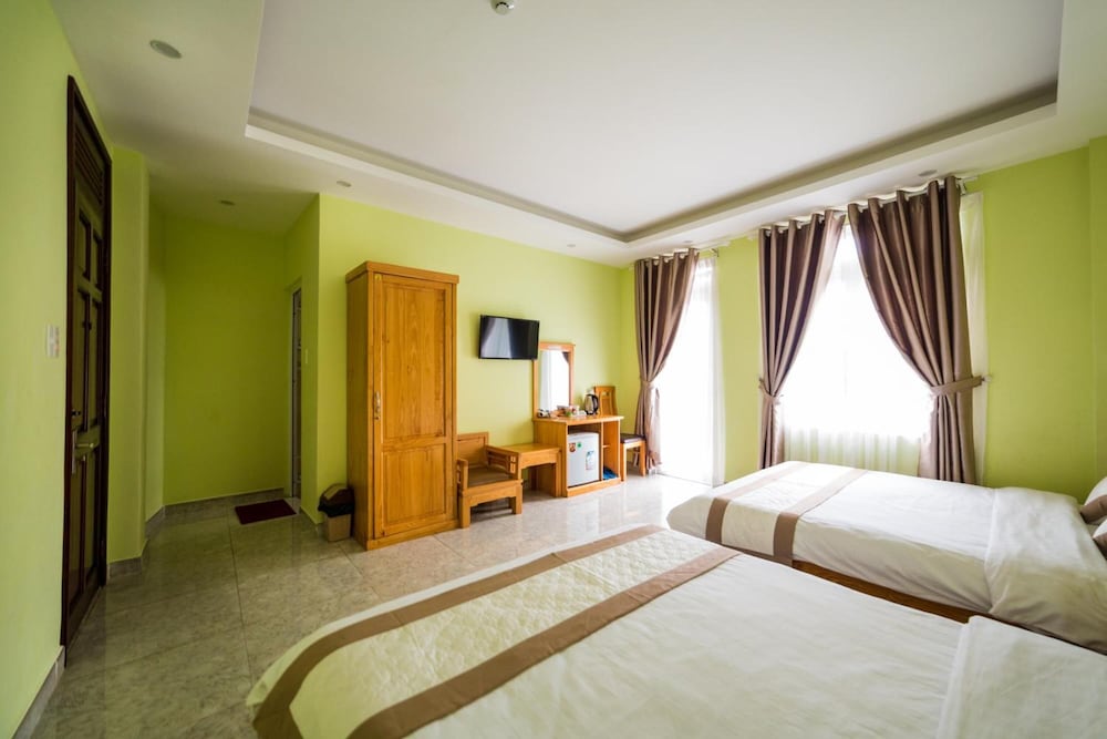 Фото Trung Nhan Hotel