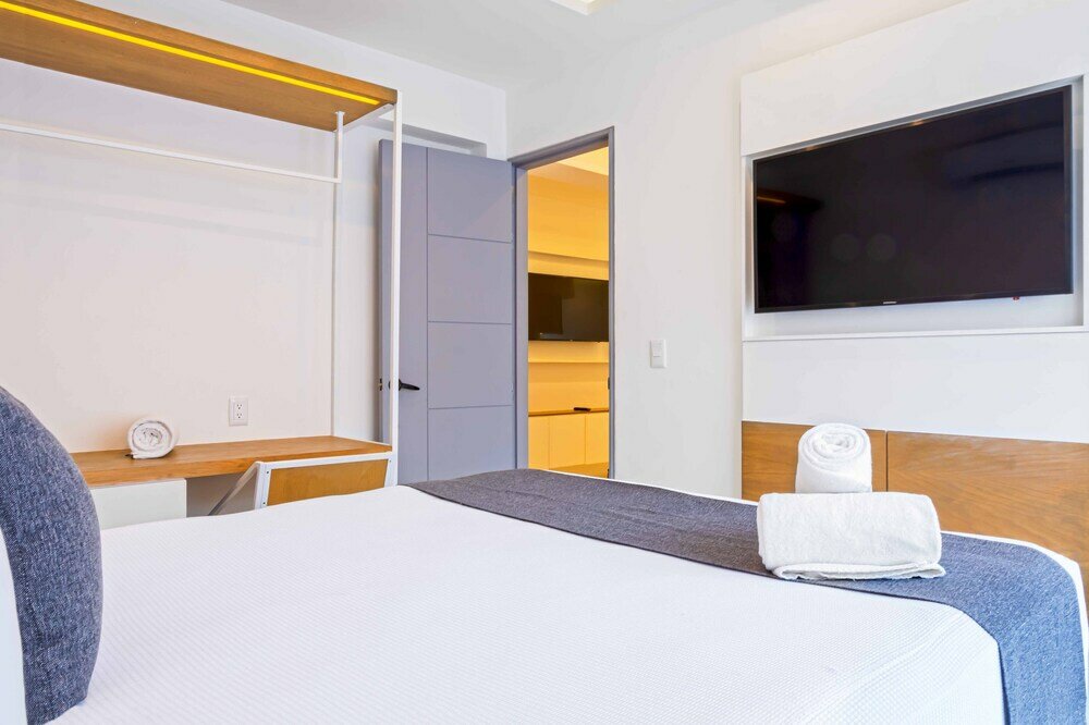 Фото Luxury Apartments Pool & Jacuzzi