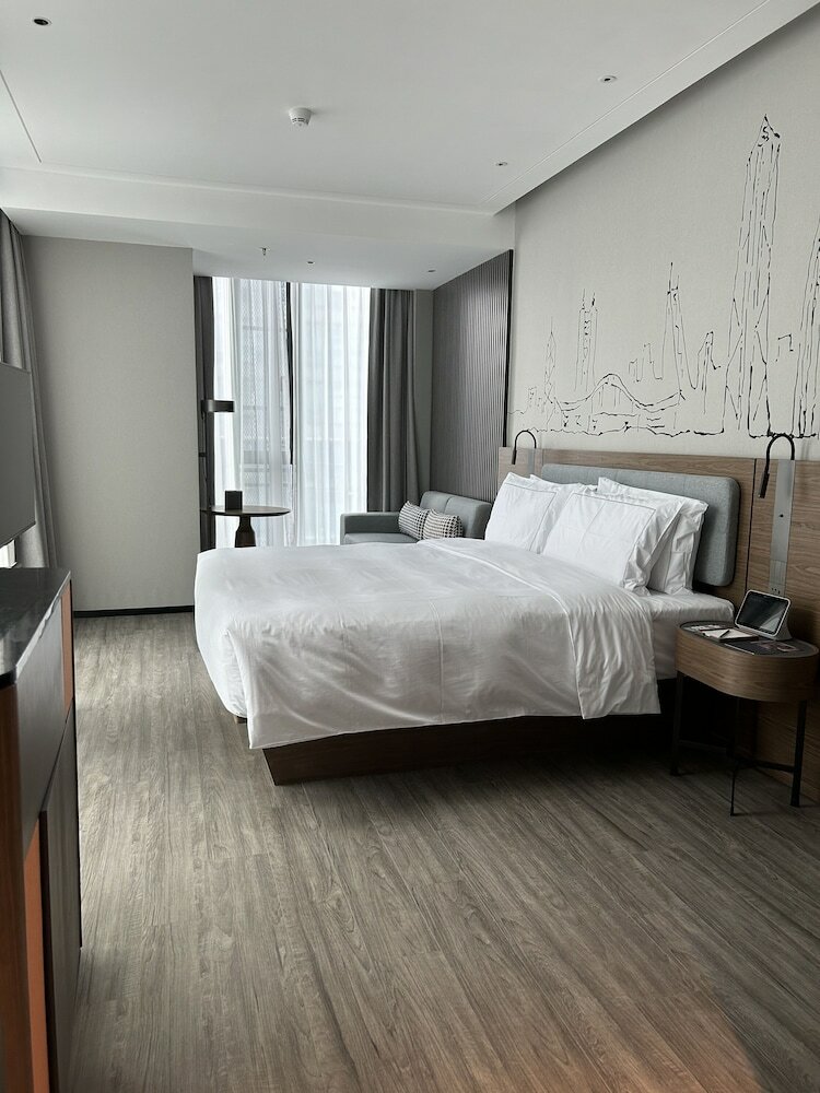 Фото UrCove by Hyatt Shenzhen Bay Eco Tech Park