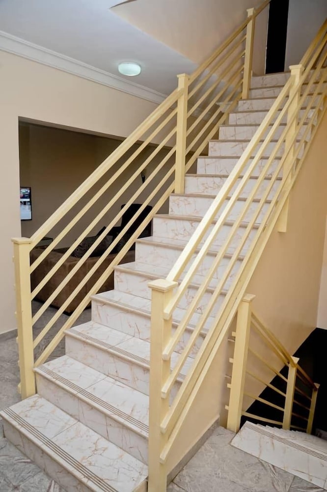 Фото Aden 360 Apartments by Intra