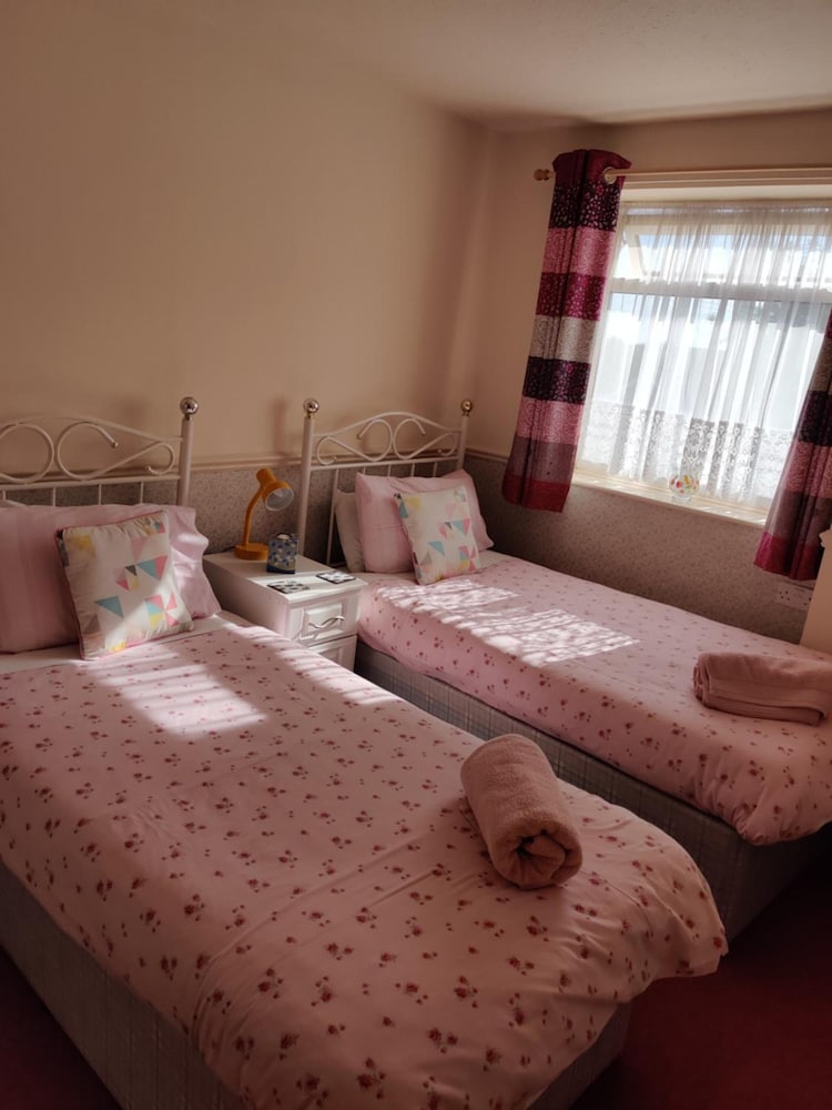 Фото Cameron Court B&b