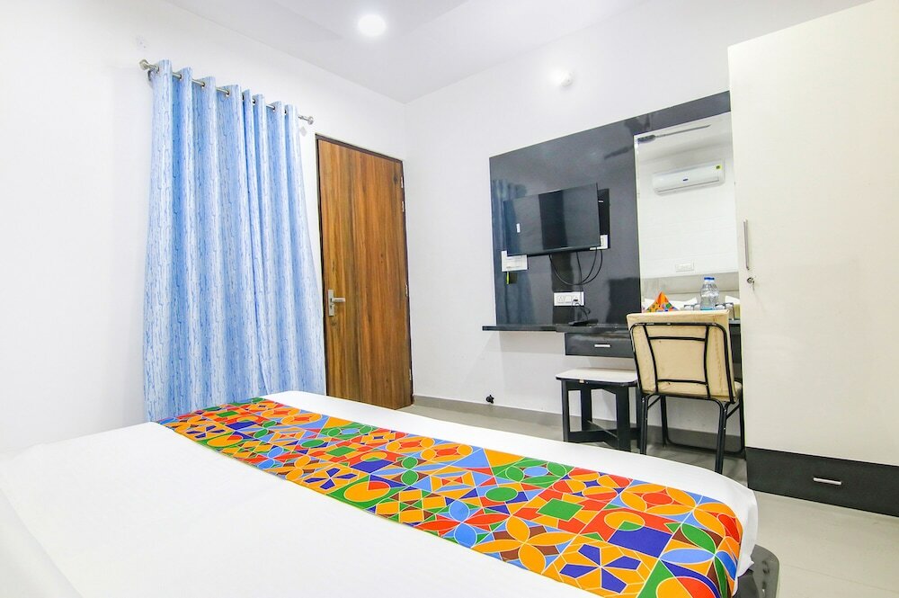 Фото Fabhotel Golden Gate