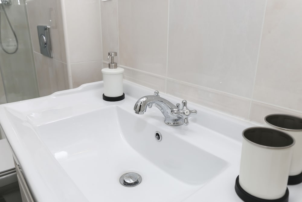 Фото Luxurious Apartment At City Center