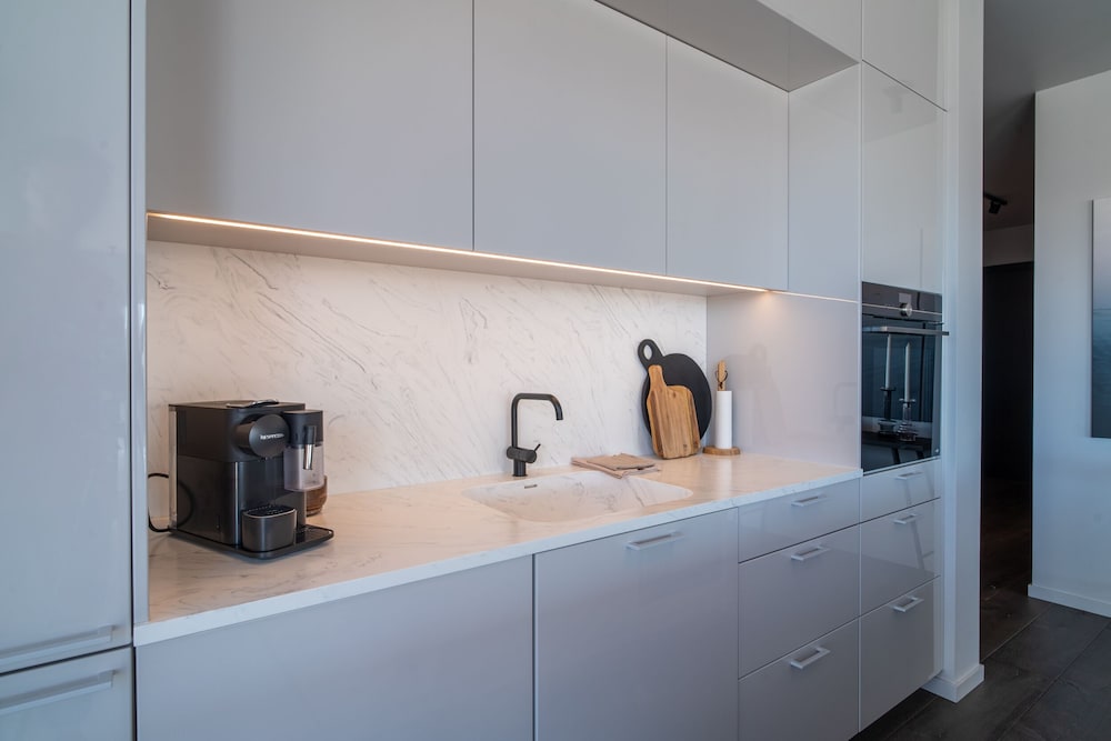 Фото Ocean Breeze Luxury Apartment