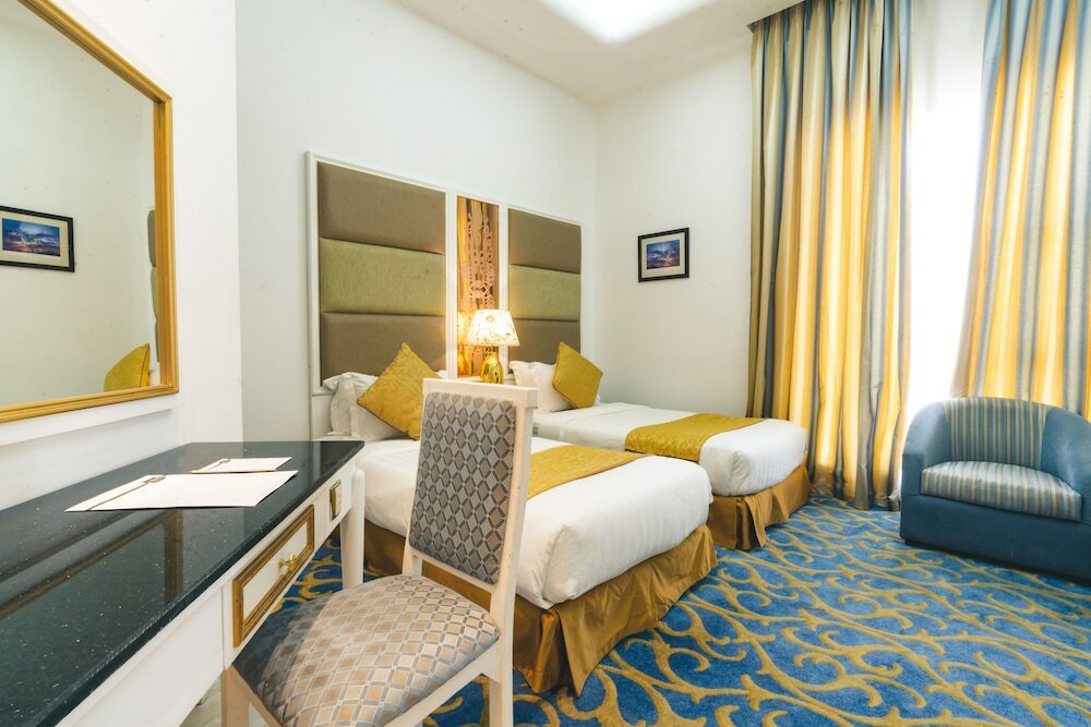 Фото Platinum Alkhamseen