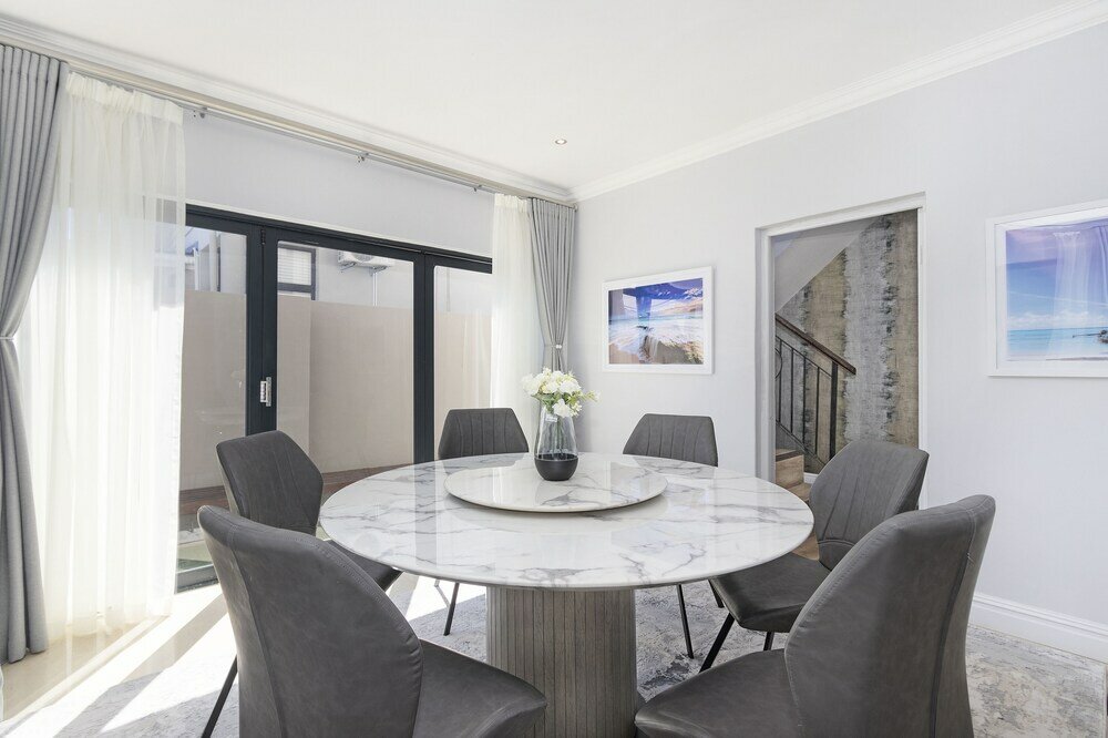 Фото Villa Balmoral 14