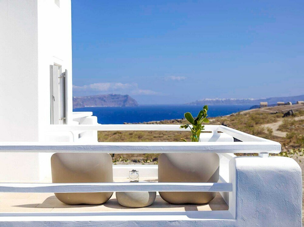 Фото Absolute Paradise Santorini- Adults Only