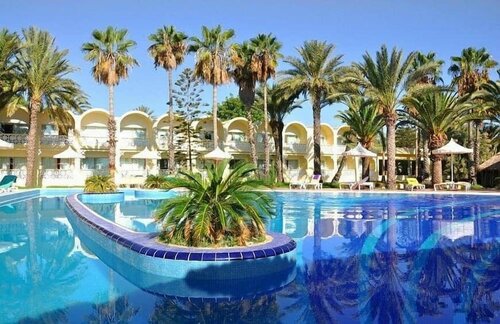 Гостиница Marhaba Club в Сусе