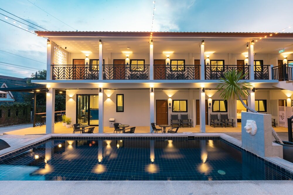 Фото отеля 2