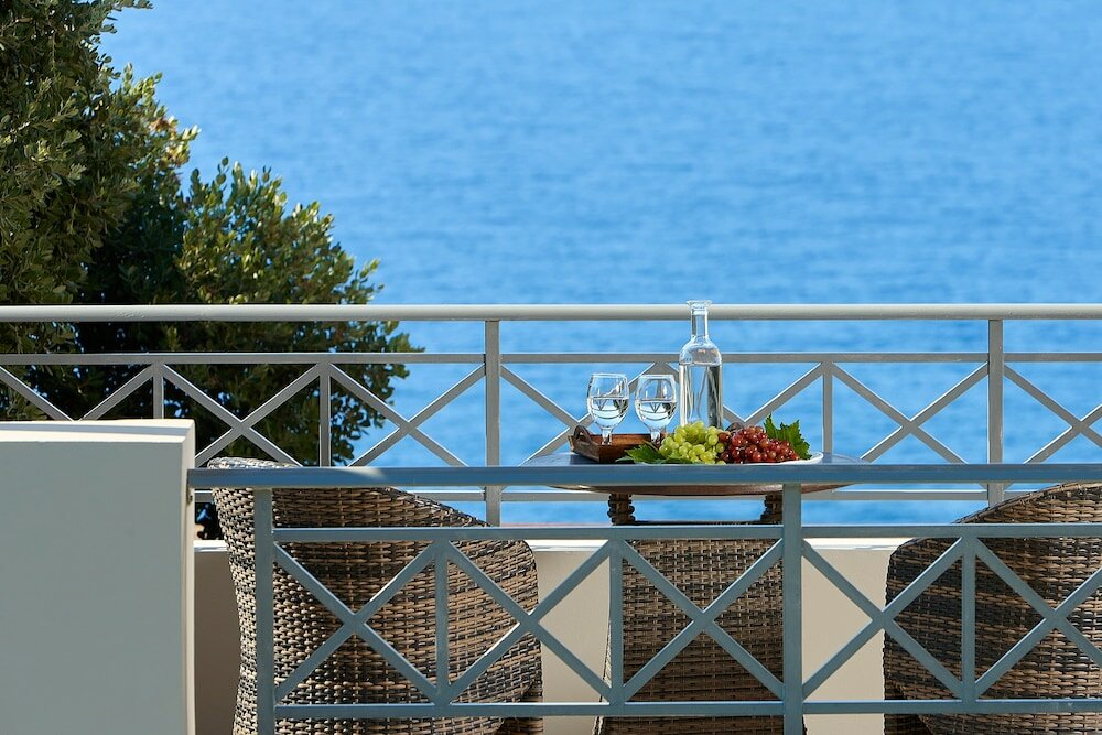 Фото Okeanides Villas