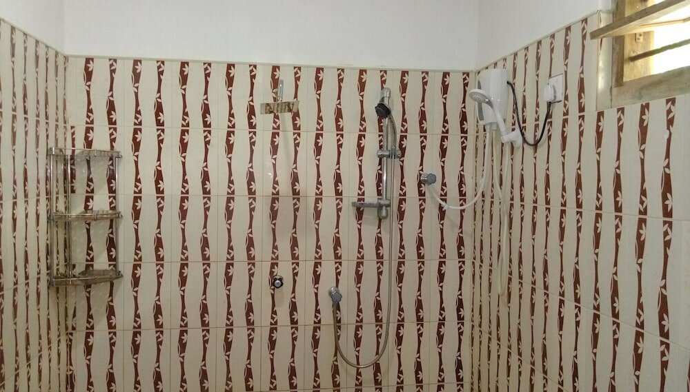 Фото Hangloose Arugambay