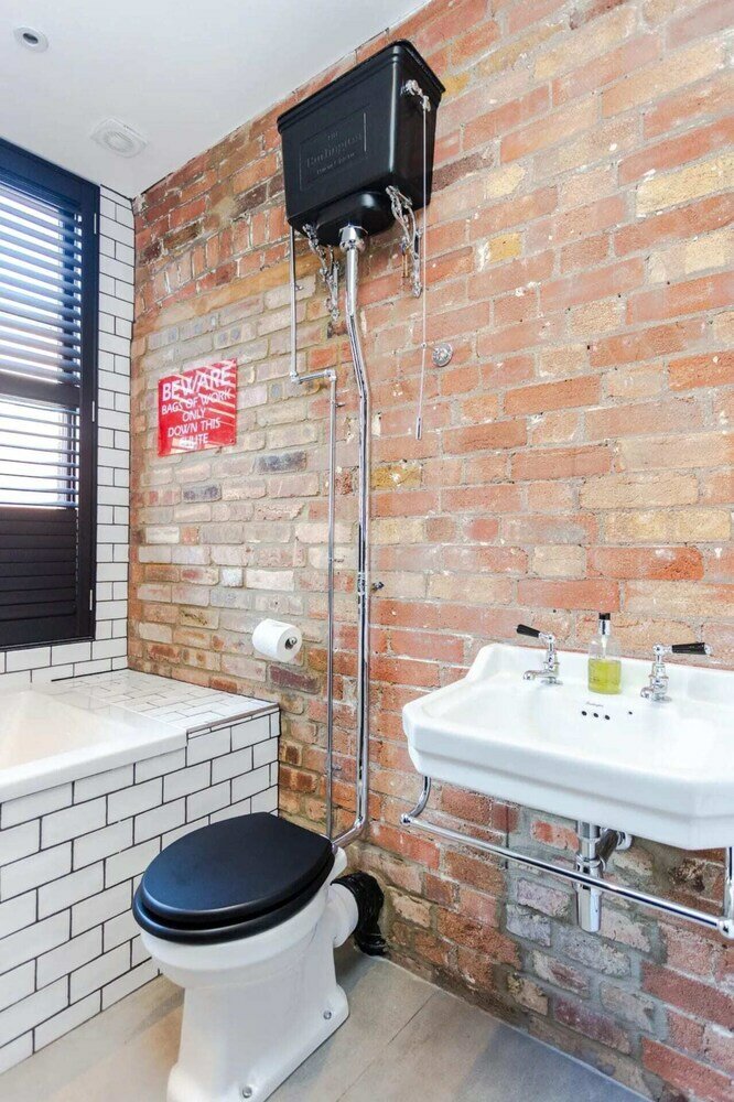 Фото Spectacularly Unique 4 Bedroom House in Bethnal Green