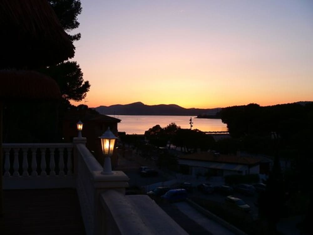 Фото Hotel Boutique Bon Repos - Adults Only