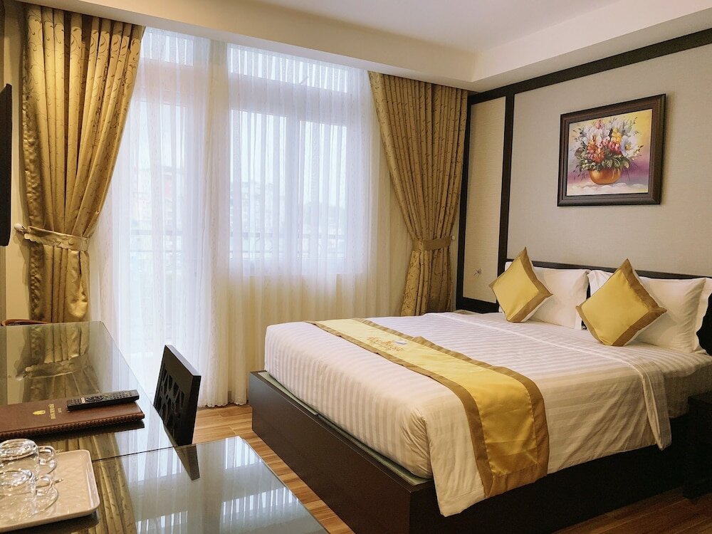 Фото Hoang Minh Chau Ba Trieu Hotel