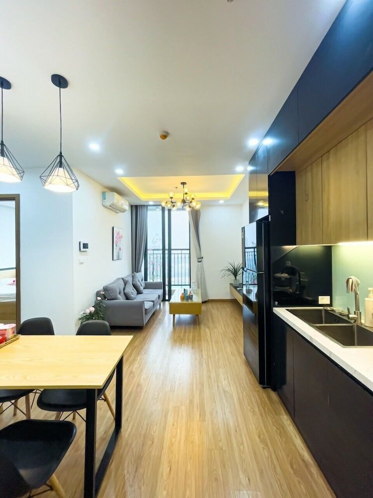 Фото Canh Apartment in Vinhomes Green Bay