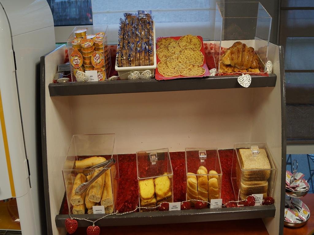 Фото Première Classe Paris Ouest - Gennevilliers Barbanniers