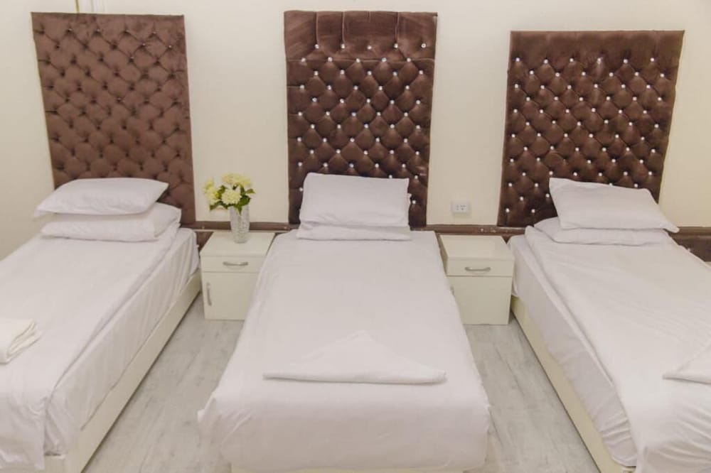 Фото Palace Court