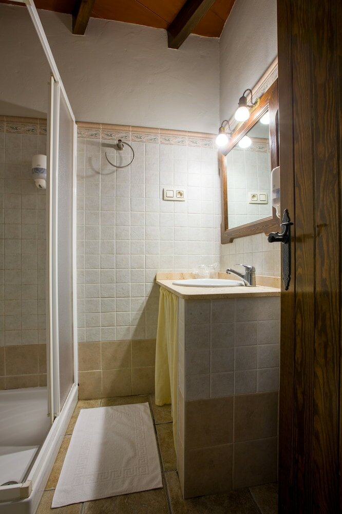 Фото Hostal Valle del Sol Confort Rooms