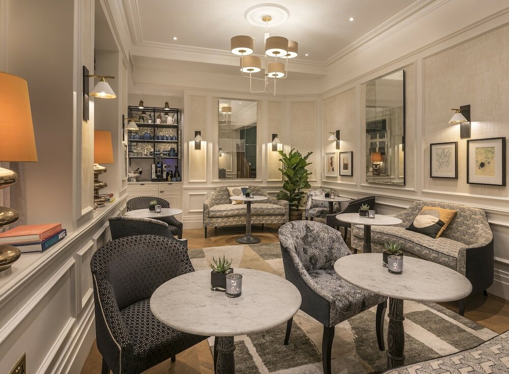 Фото The Capital Hotel Apartments & Townhouse