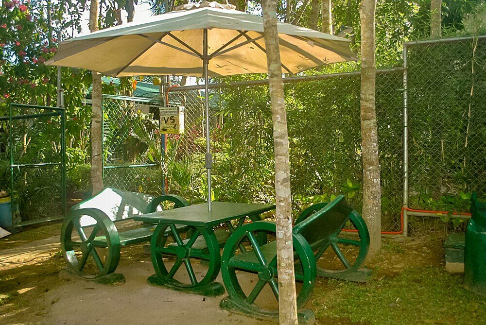 Фото Loria Hotel Tagaytay