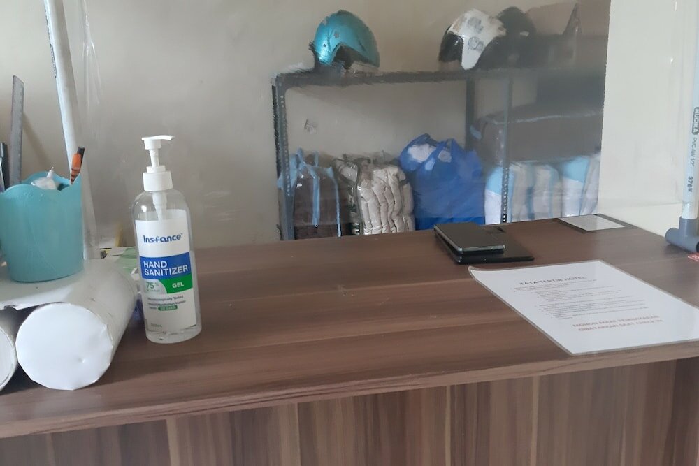 Фото Oyo 90299 Corner Guest House