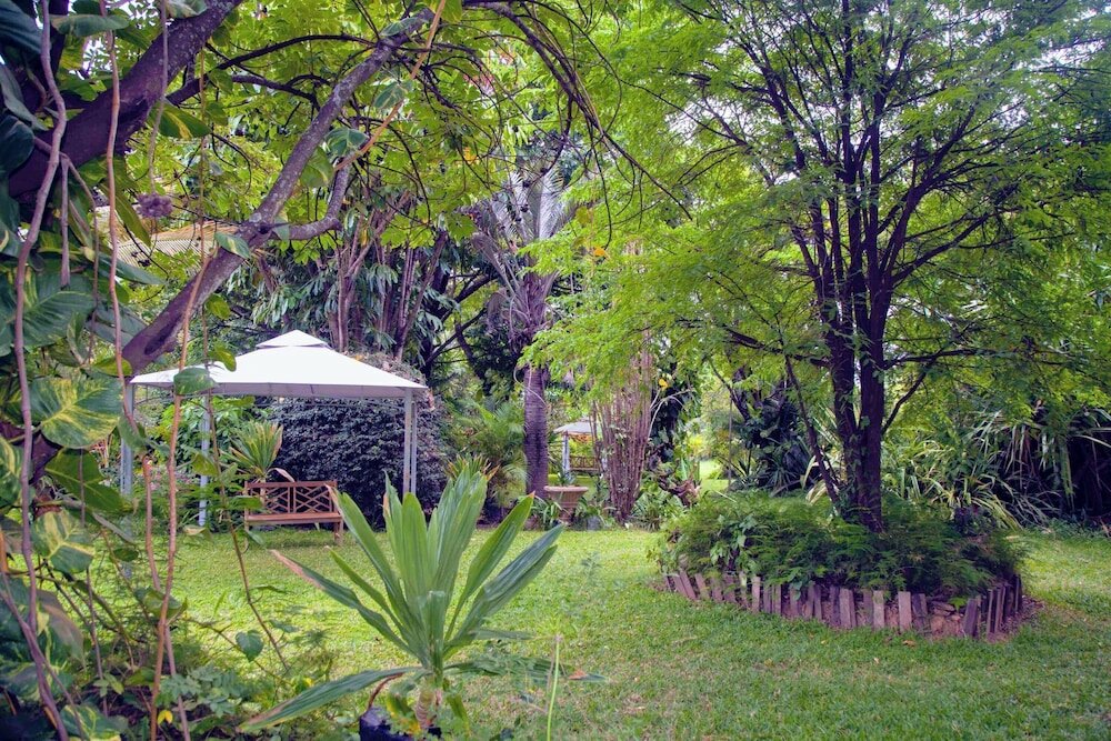 Фото Lush Gardens Apartment 2