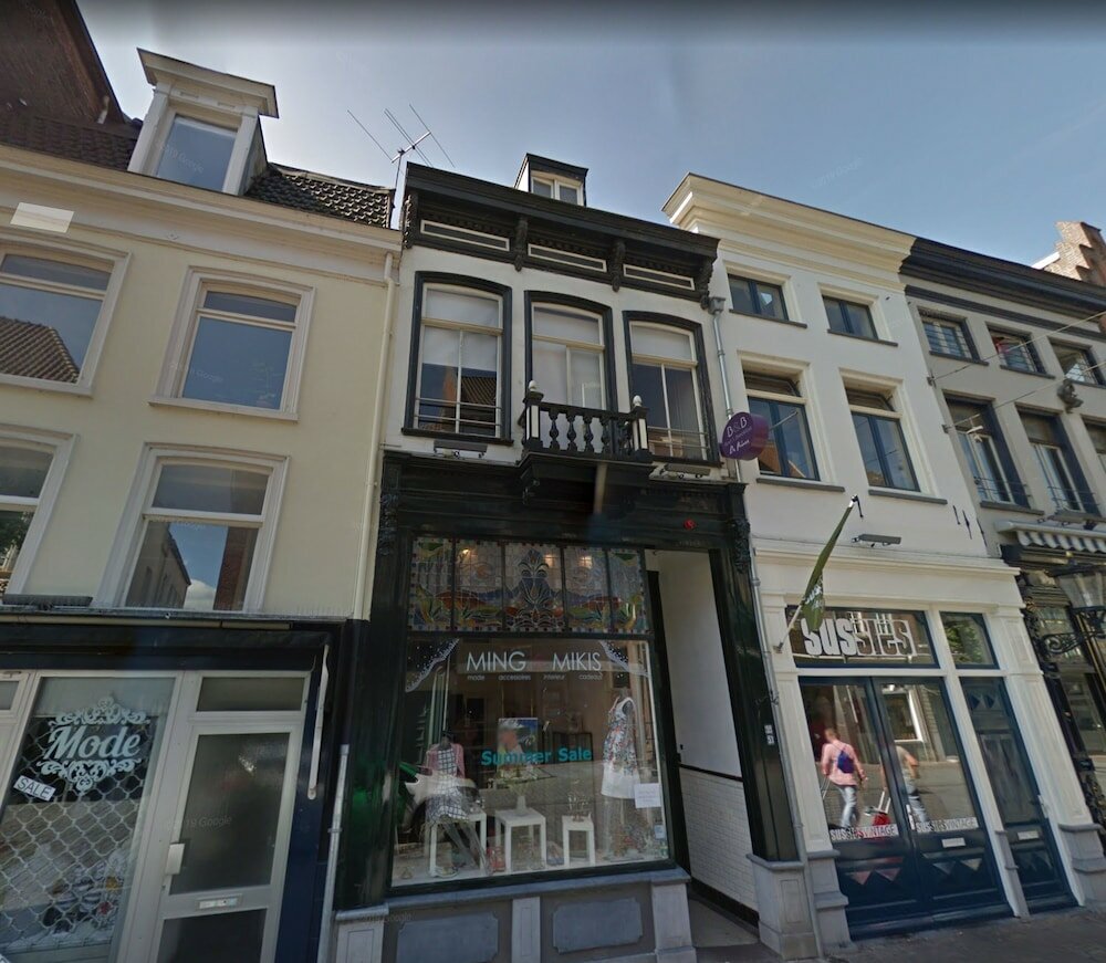 Фото De Bronzen Koets