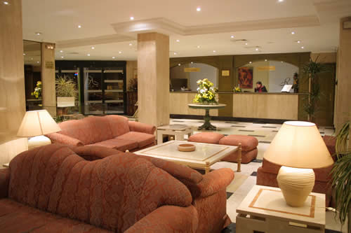 Фото отеля 2