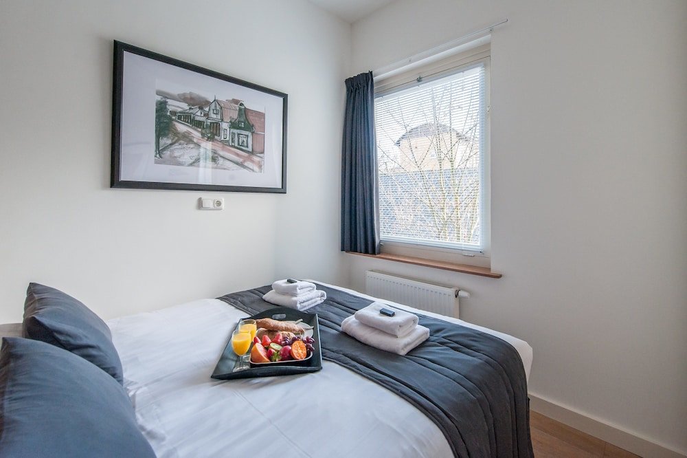 Фото Allure Garden Apartments