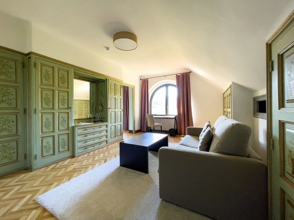 Фото Angelats Hotel