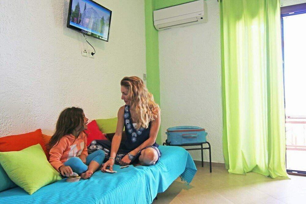 Фото Anemi Apartments