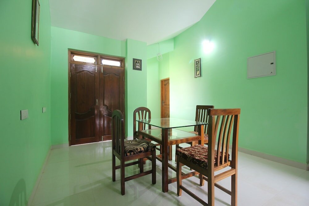 Фото Oyo 39345 Chrisander's Resort