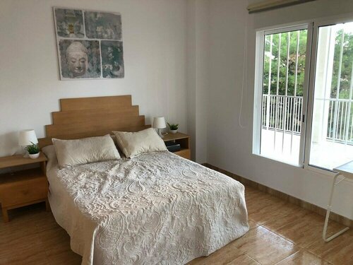 Гостиница Hostal El Paraíso в Аликанте