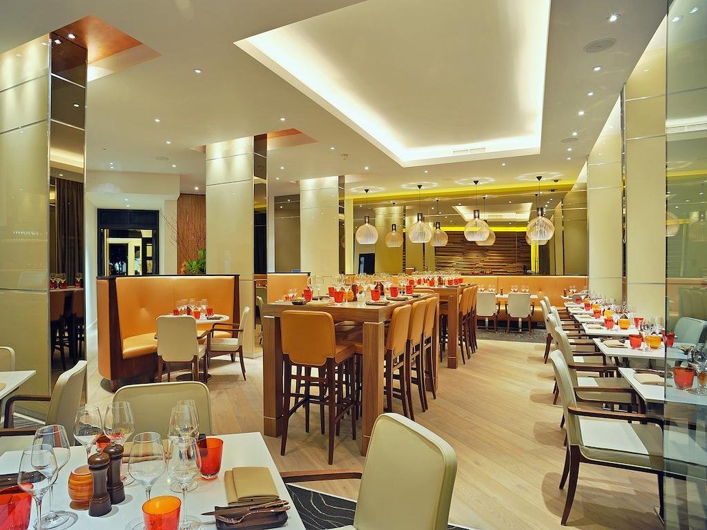 Фото Park Grand Mayfair