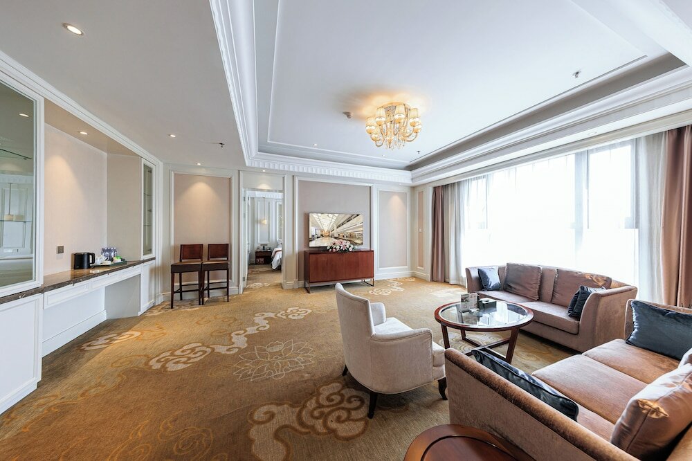 Фото Wyndham Garden Wuhan West