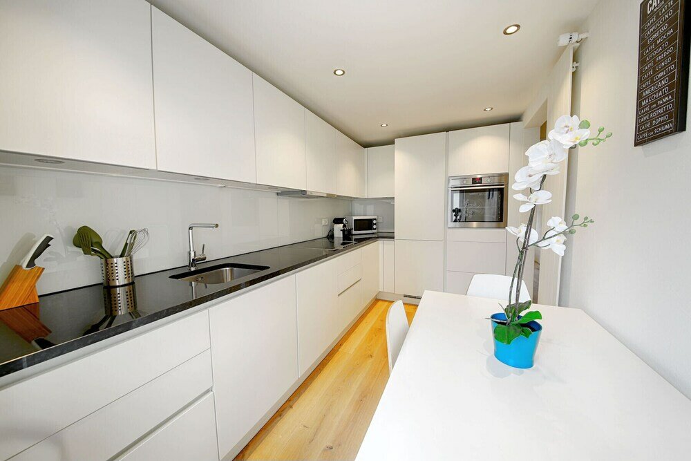 Фото Hitrental City Apartments