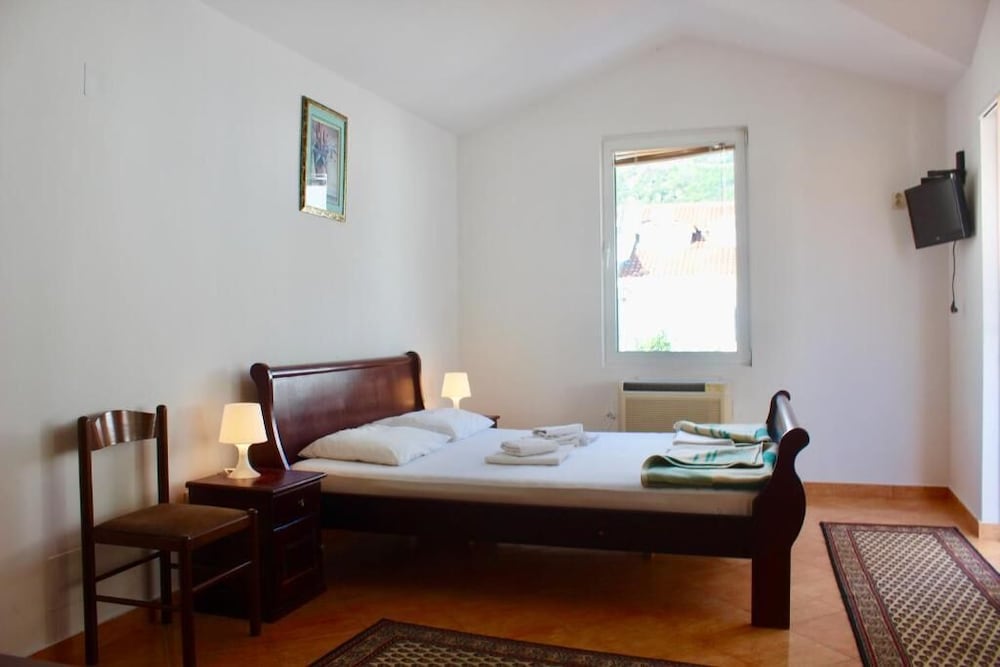 Фото Nir Apartments Budva