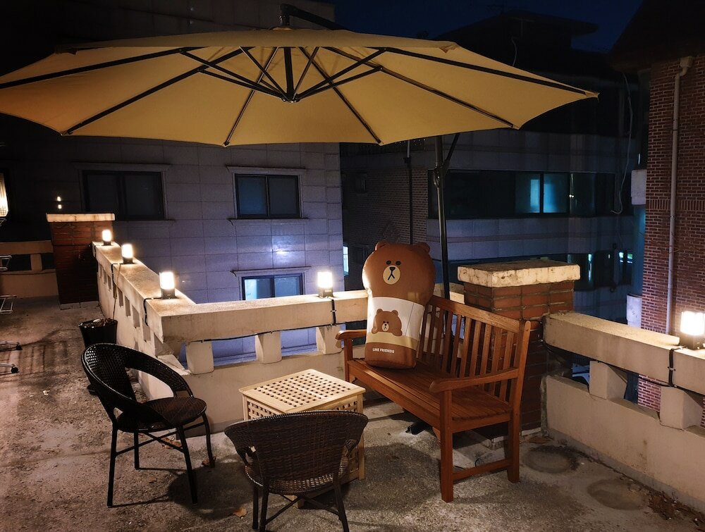 Фото U Guesthouse 2 in Yeonnam Caters to Women - Hostel