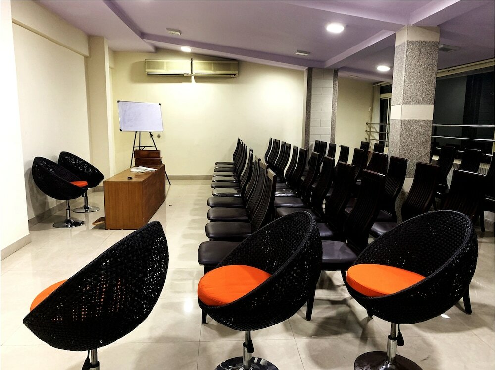 Фото Wafi Suites by Rofeka Hospitality