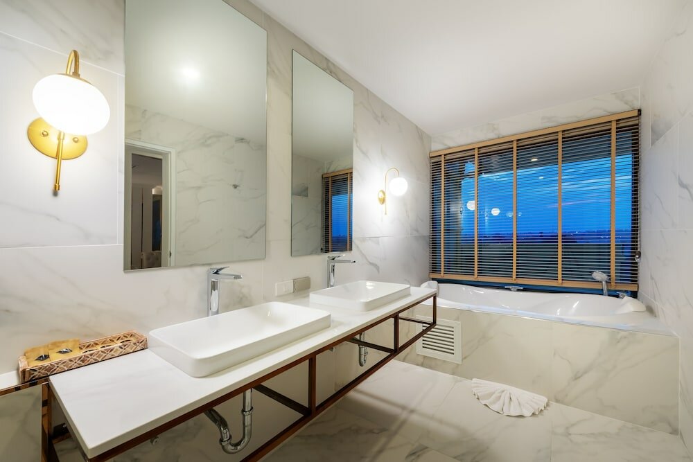 Фото Nine River Hotel