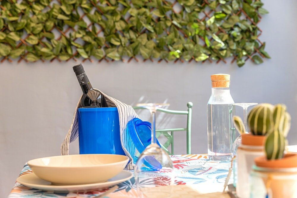 Фото Skysea Holidays City Center Suites