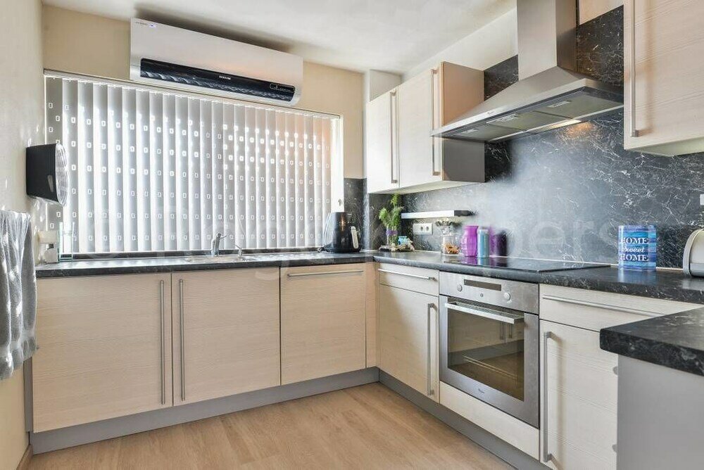 Фото Luxe Apartment - Near Town Hall